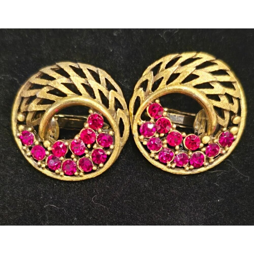 Vintage Red Rhinestones Gold-Tone Clip-On Earrings - Picture 2 of 8